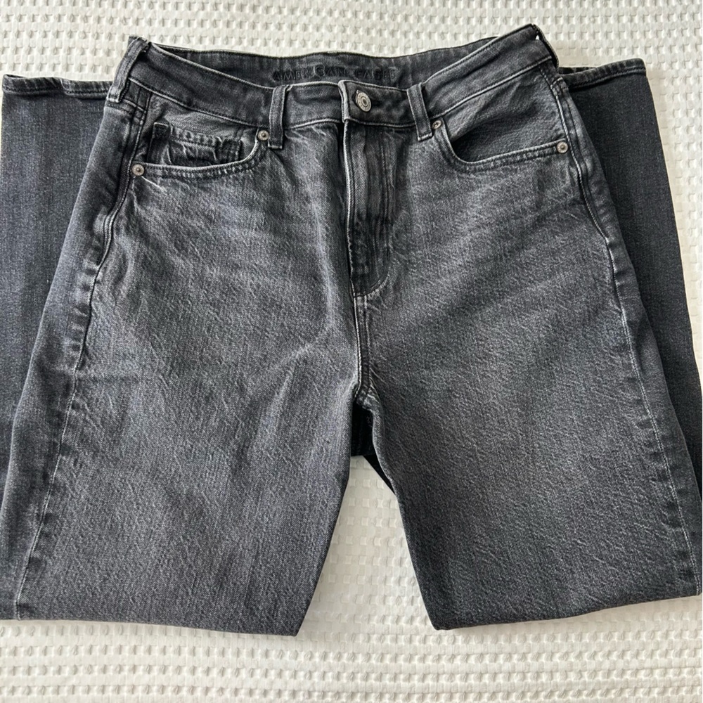 AE Mom Jeans